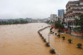 Typhoon Matmo Killed 8 People and Injured 5 Others - Vietnam