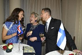 Islannin presidenttipari valtiovierailulla Suomessa