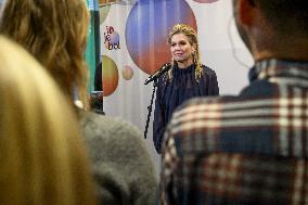 Queen Maxima Launches In Je Bol - Utrecht