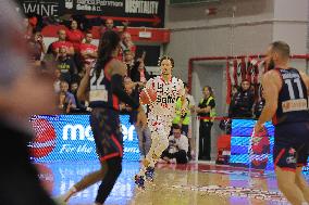 BASKET - Serie A2 - Sella Cento vs Unieuro Forli