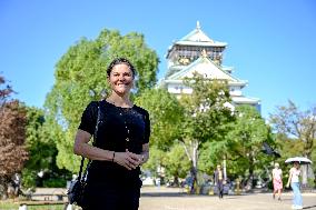 CROWN PRINCESS IN OSAKA CASTLE PARK