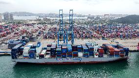 WTO Lowers Global Goods Trade Growth Forecast for 2026