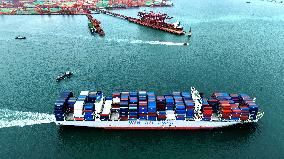 WTO Lowers Global Goods Trade Growth Forecast for 2026