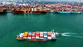 WTO Lowers Global Goods Trade Growth Forecast for 2026