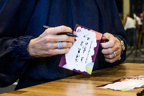 Queen Maxima Launches In Je Bol - Utrecht