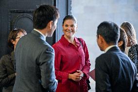 CROWN PRINCESS IN OSAKA