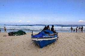 Gaza Fishermen Seek Livelihood Daily
