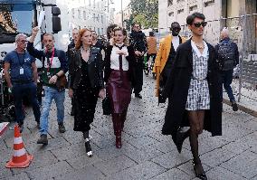 Extras Arrive For The Devil Wears Prada 2 - Milan