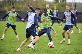 ALEXANDER ISAK SWEDEN NATIONAL TEAM