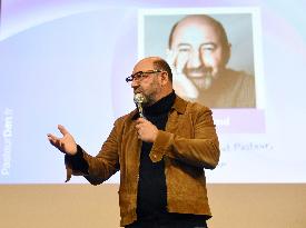 The 19th Edition Of Pasteurdon - Paris