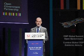 The King Closes The 9th Open Government Partnership Global Summit - Spain