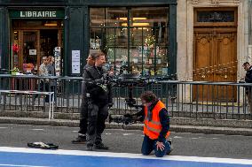 Final Preparations Before Robert Badinter's Honor At Pantheon - Paris