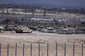 Troops Prepare For Ceasefire Along Gaza Border - Israel