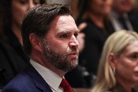 DC: President Trump Holds Cabinet Meeting