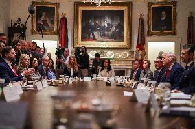 DC: President Trump Holds Cabinet Meeting
