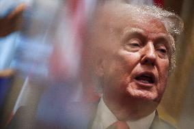 DC: President Trump Holds Cabinet Meeting
