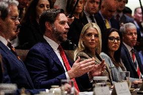 DC: President Trump Holds Cabinet Meeting