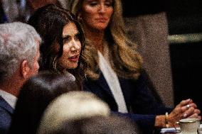 DC: President Trump Holds Cabinet Meeting