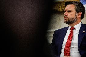 DC: President Trump meets with Finland's President Alexander Stubb in Oval Office