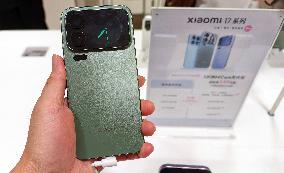 Xiaomi 17 Smartphone