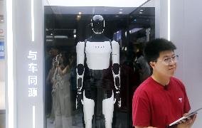 Tesla Optimus Humanoid Robot Suspend Production