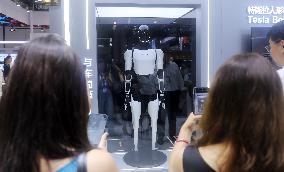 Tesla Optimus Humanoid Robot Suspend Production