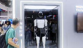 Tesla Optimus Humanoid Robot Suspend Production