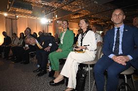 CROWN PRINCESS IN OSAKA