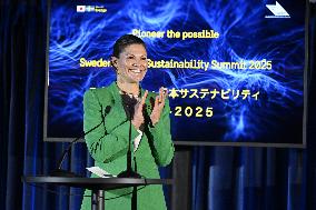 CROWN PRINCESS IN OSAKA