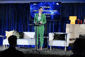 CROWN PRINCESS IN OSAKA