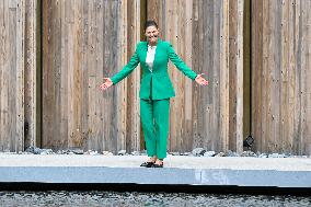 CROWN PRINCESS IN OSAKA