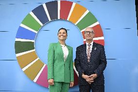 CROWN PRINCESS IN OSAKA