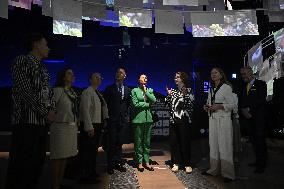 CROWN PRINCESS IN OSAKA