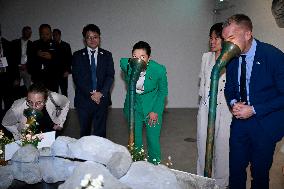 CROWN PRINCESS IN OSAKA