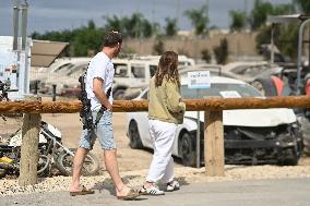 The Cemetery Of Vehicles Used During The Nova Event - Tkuma