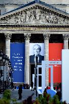 Final Preparations Before Robert Badinter Honor At Pantheon - Paris