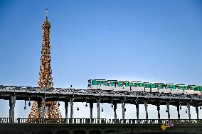 METRO RATP Replacing Line 6 - Paris