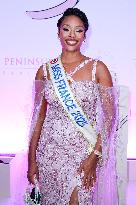 Peninsula in Pink Charity Cocktail - Paris