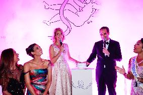 Peninsula in Pink Charity Cocktail - Paris