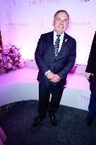 Peninsula in Pink Charity Cocktail - Paris