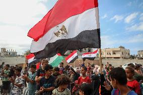 Palestinians Gather Following Gaza Ceasefire Deal - Palestine