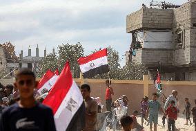 Palestinians Gather Following Gaza Ceasefire Deal - Palestine