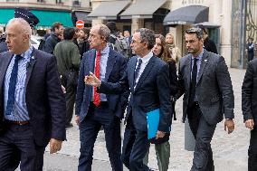 Arrival of party leaders outside the Élysée Palace - Paris AJ