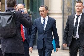 Arrival of party leaders outside the Élysée Palace - Paris AJ