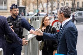 Arrival of party leaders outside the Élysée Palace - Paris AJ