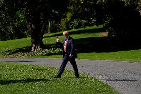 Donald Trump departs to Military Medical Center - Washington