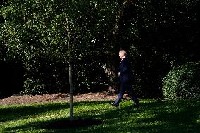 Donald Trump departs to Military Medical Center - Washington