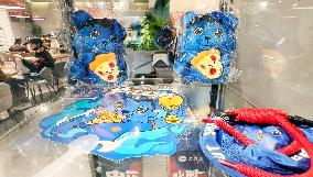 Pizza Hut Co-branded Restaurant with Shanghai Shenhua Football Club