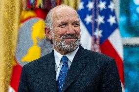 US President Donald Trump announces a drug pricing deal during a press conference in the Oval Office