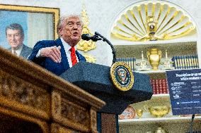 US President Donald Trump announces a drug pricing deal during a press conference in the Oval Office